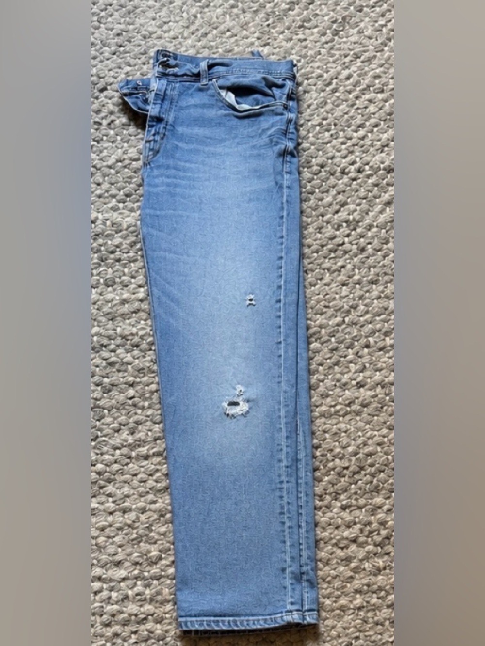 Mens J Crew Blue Distressed “The Sutton” Jeans 36 waist 32 inseam
